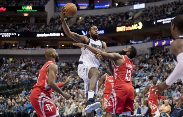  东契奇超神发挥独行侠大胜森林狼