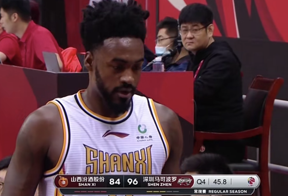  末节三分雨倾盆而下，主队惊险捍卫主场